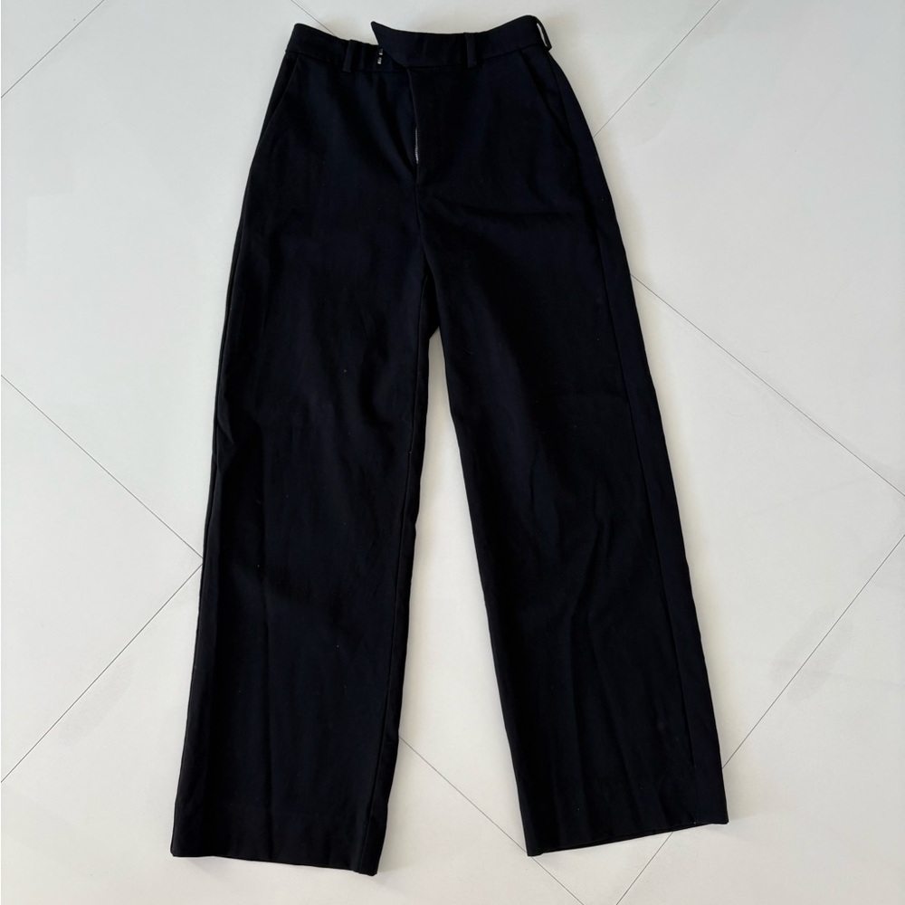 Aritzia Babaton Tailored Pants, Like New, Size 4, Black